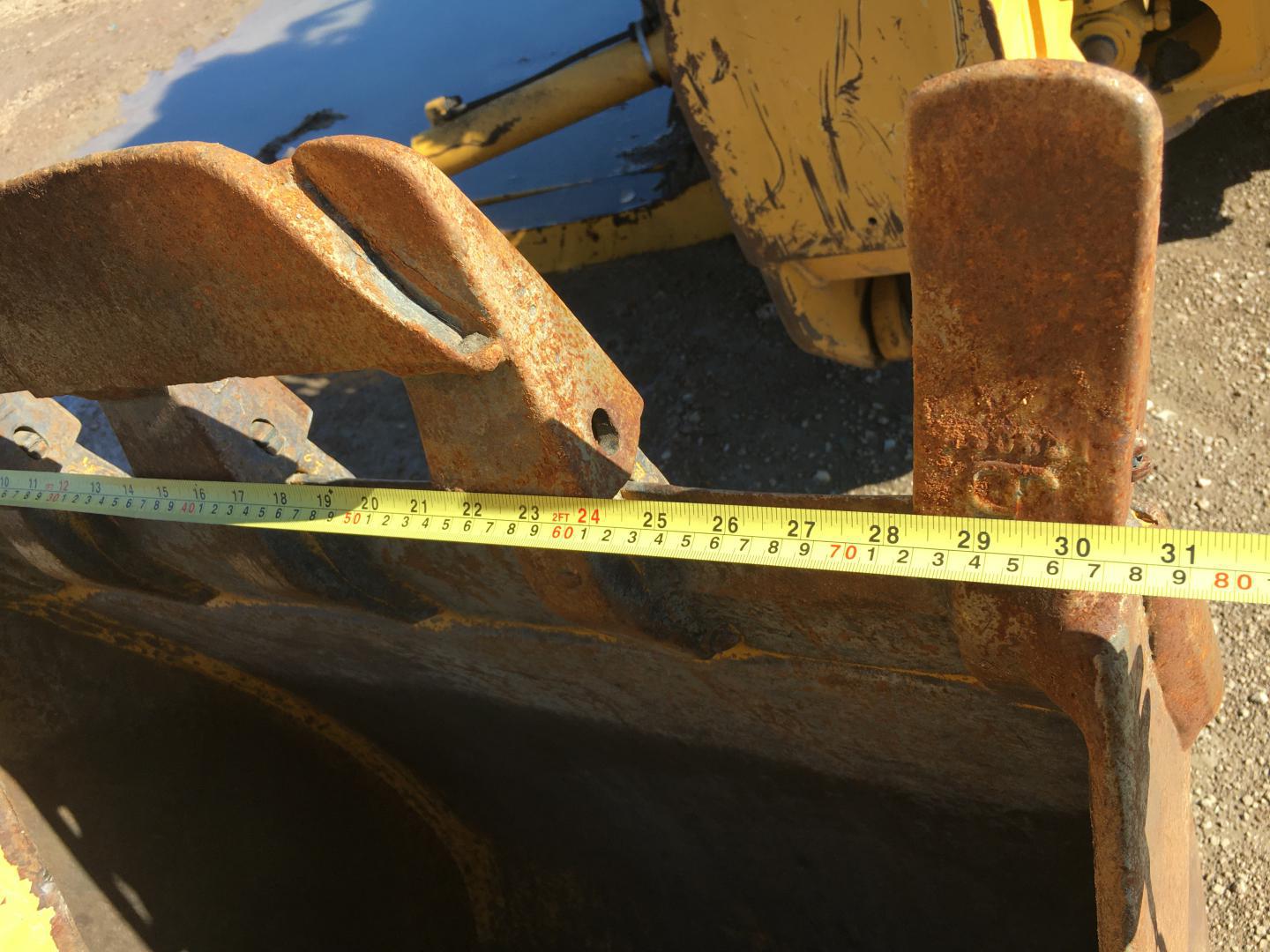 ./imagenes/INVOICE/2019/16900/RETROEXCAVADORA  PARA REFACCIONES 310SG (9).JPG